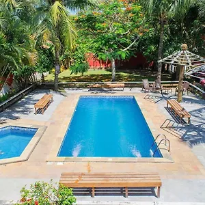 2* Hotel Geribá